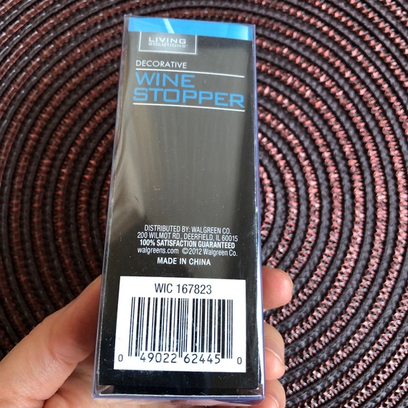 NEW Decorative Wine Stopper Silver - Picture 2 of 8